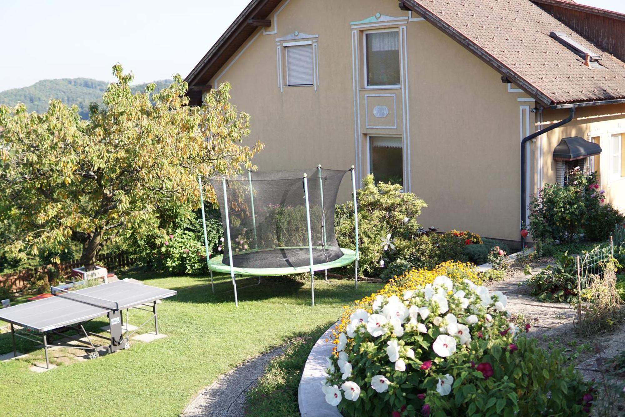 Ferienwohnung Familie Hartinger Riegersburg Dış mekan fotoğraf